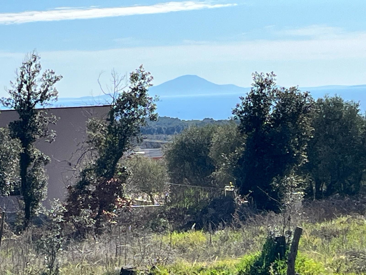 Peruški, gradbena parcela s pogledom na morje