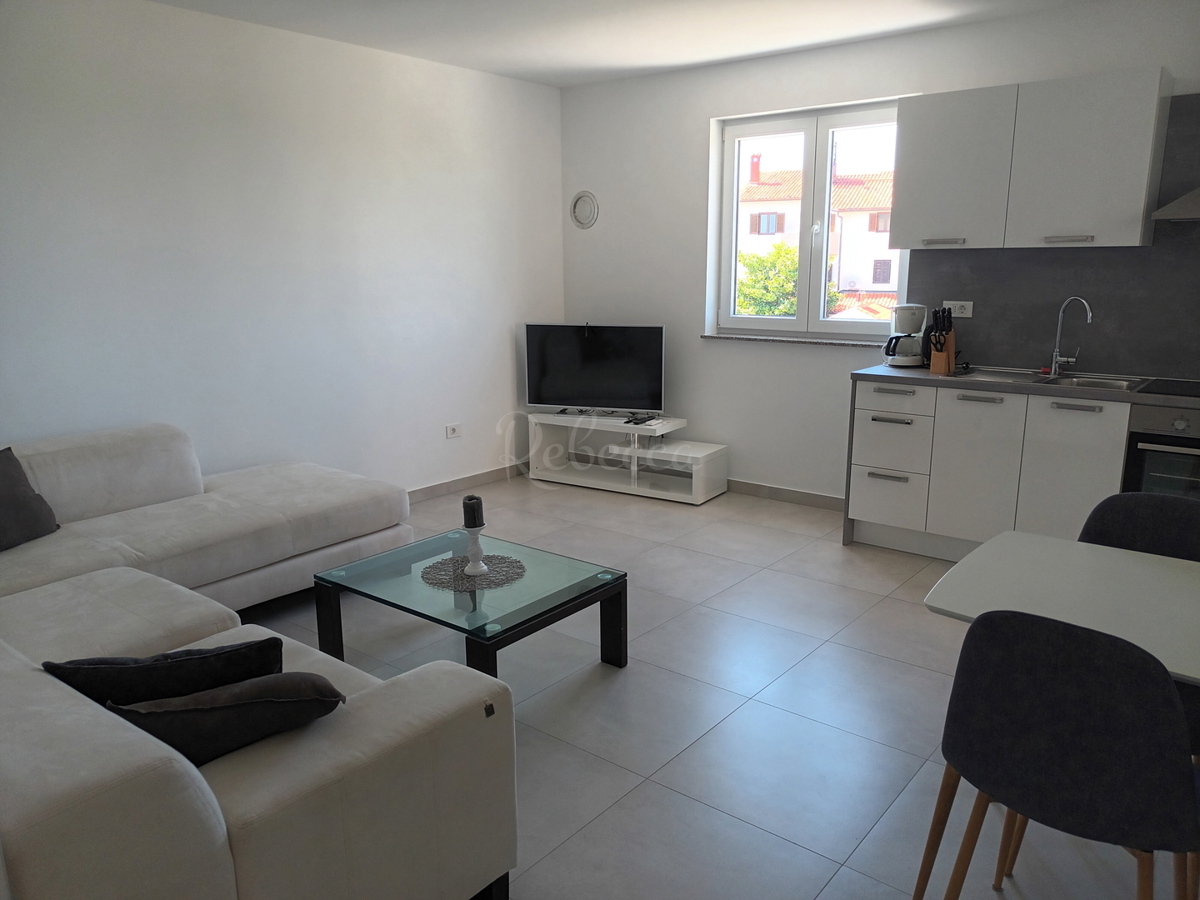 Apartma 1. nadstropje, 2 spalnici, parkirišče, pogled na morje, Peroj