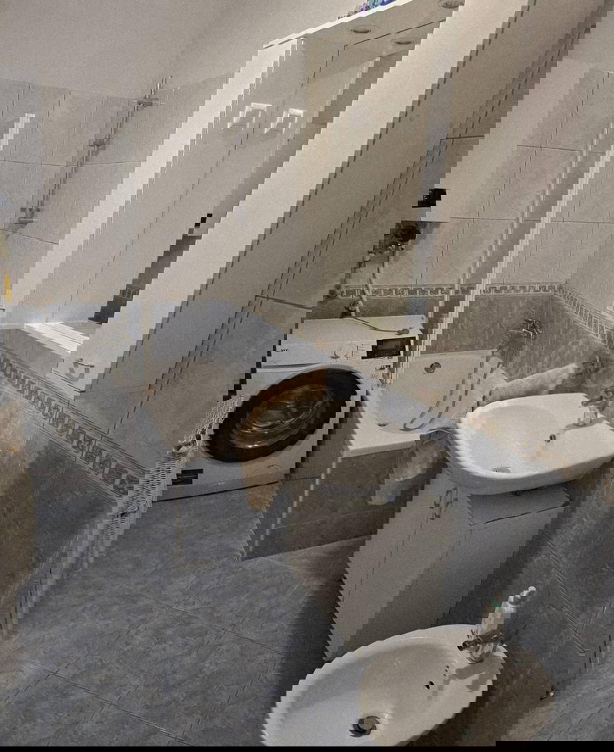 Stanovanje 60 m² s 50 m² dvorišča in 2 parkirnima mestoma - takoj vseljivo!