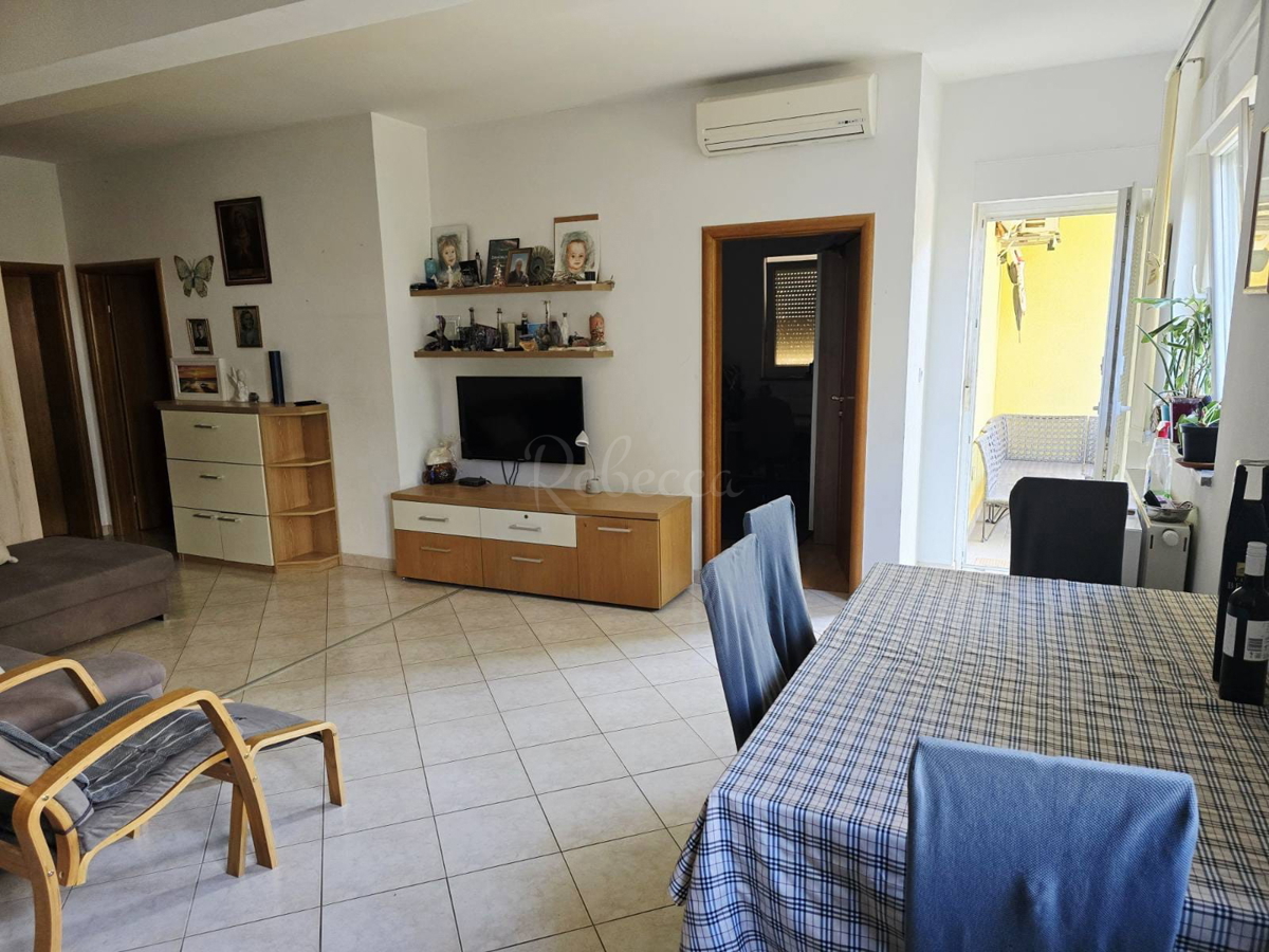 Stanovanje 60 m² s 50 m² dvorišča in 2 parkirnima mestoma - takoj vseljivo!