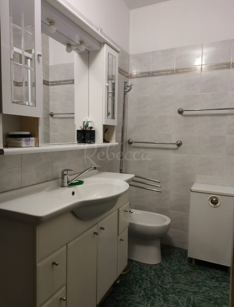 Pula Veruda stanovanje, velika terasa, 500 m od plaže