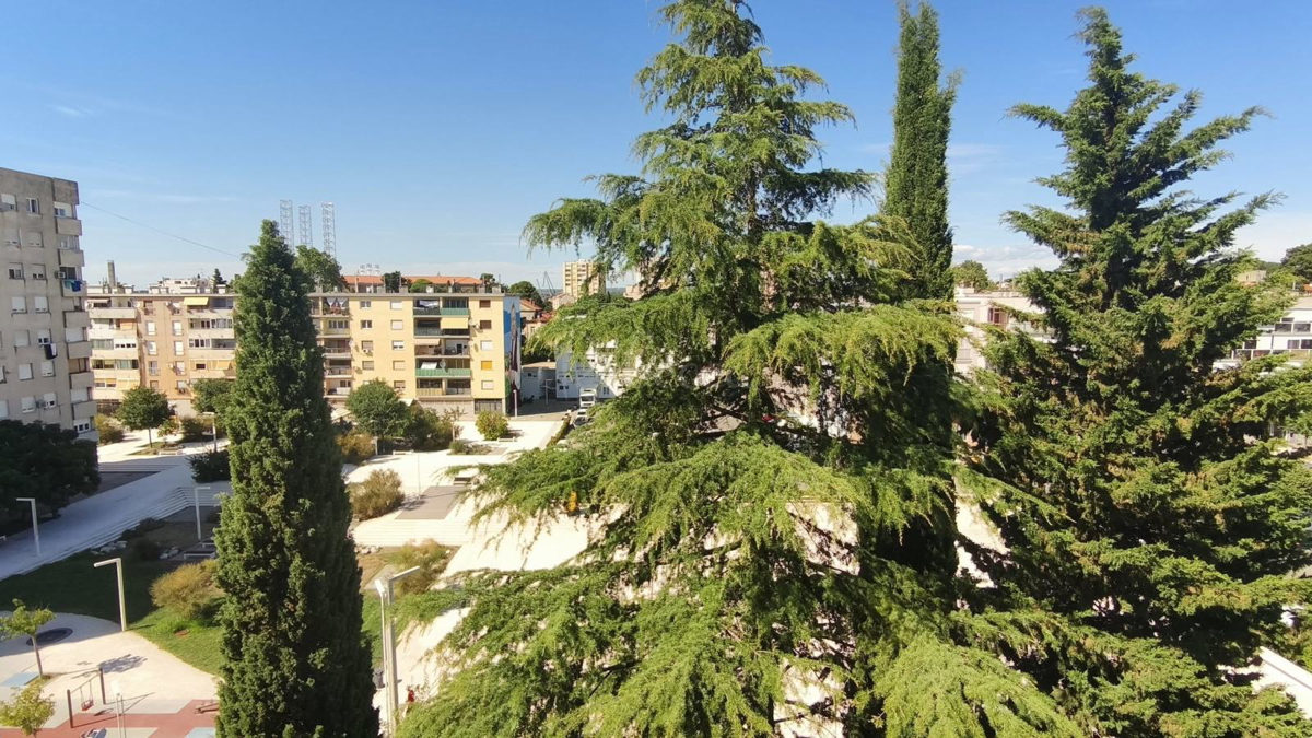 Pula Veruda stanovanje, velika terasa, 500 m od plaže