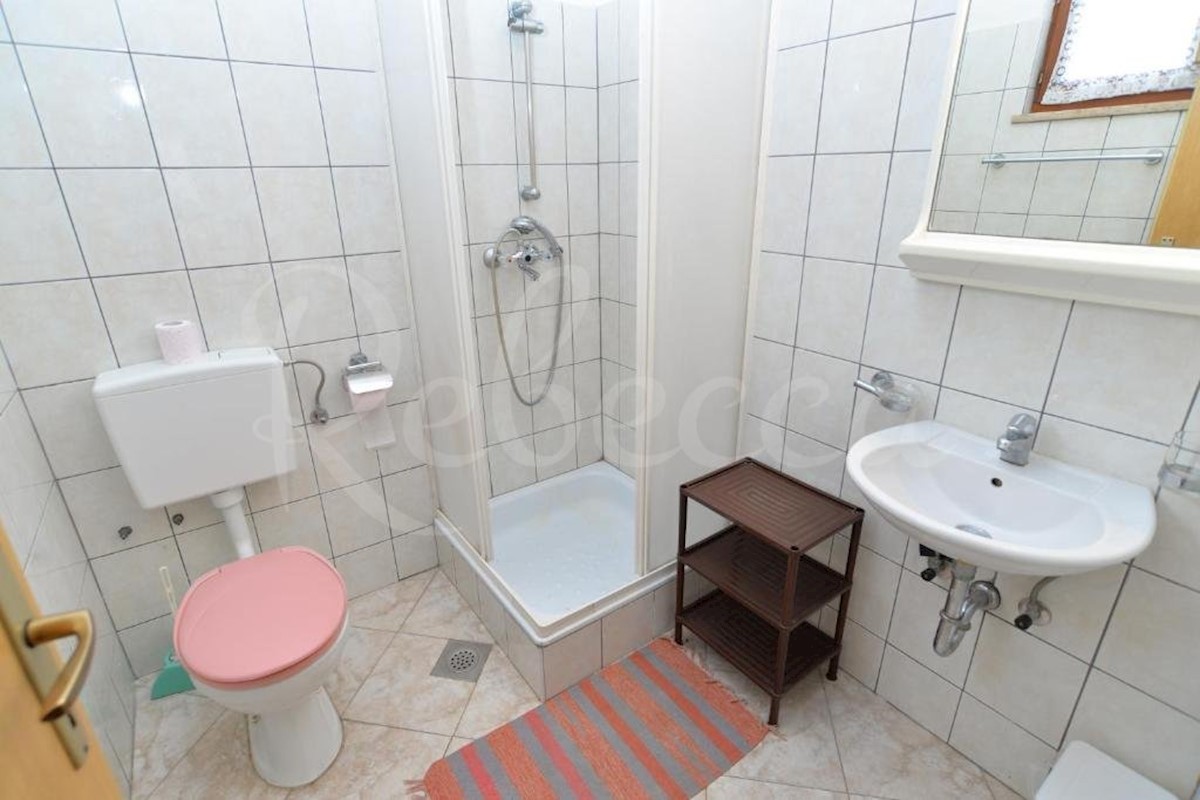 Apartmajska hiša, 200 m od morja, Medulin