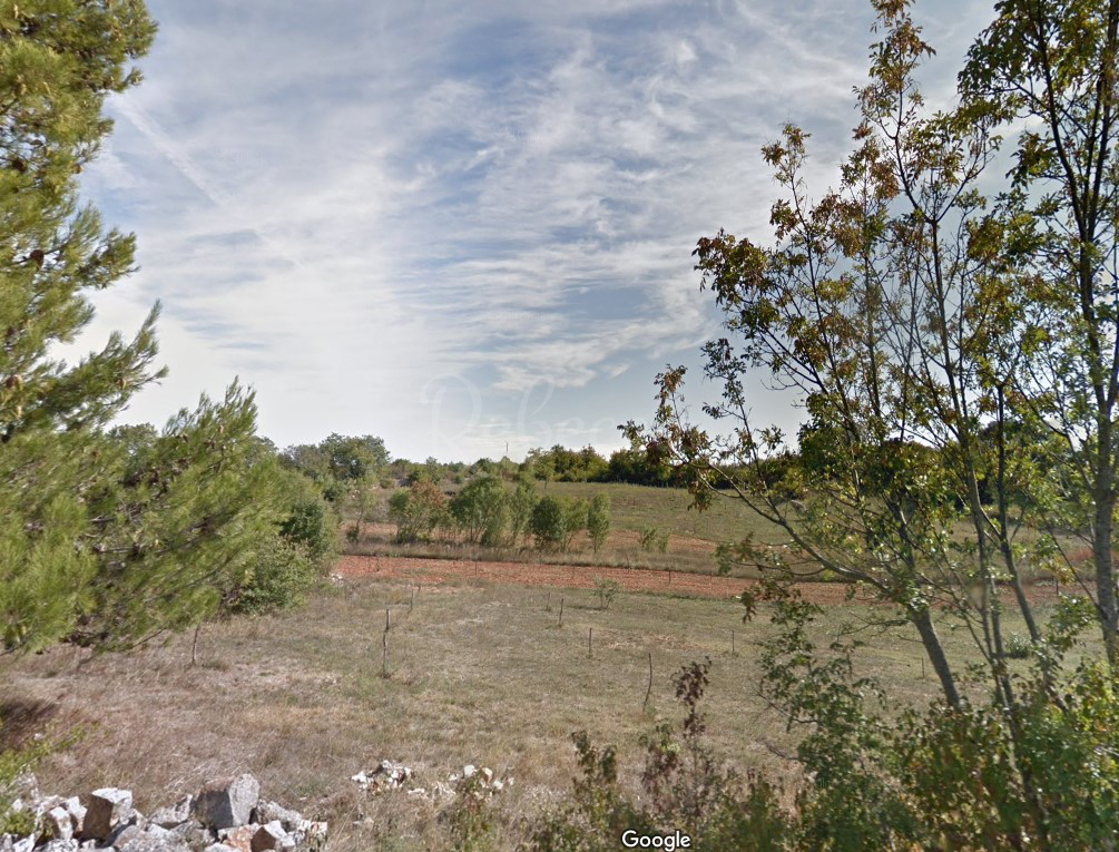 Istra, Veliki Vareški, zazidljiva parcela, 1500 m2