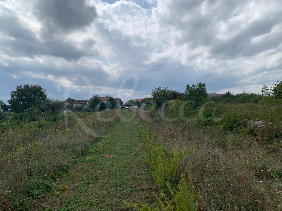 Zazidljivo zemljišče, 1530 m2, okolica Štokovcev