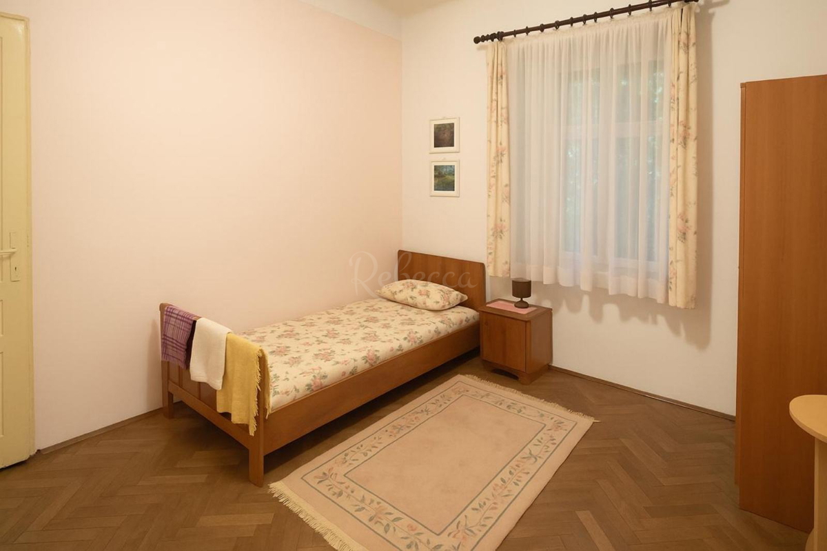 Stanovanje 67 m2, balkon, center, Pula