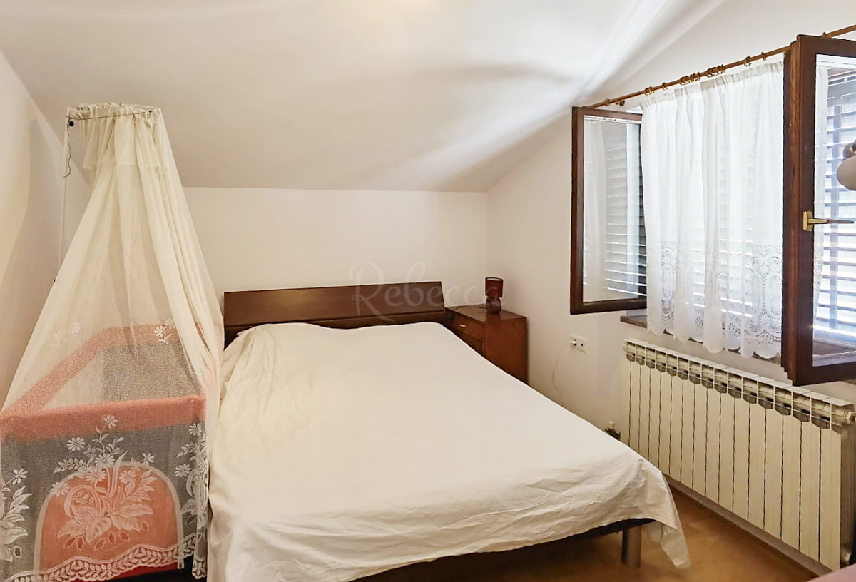 Stanovanjsko poslovni objekt, 280 m2, pogled na morje, Barbariga