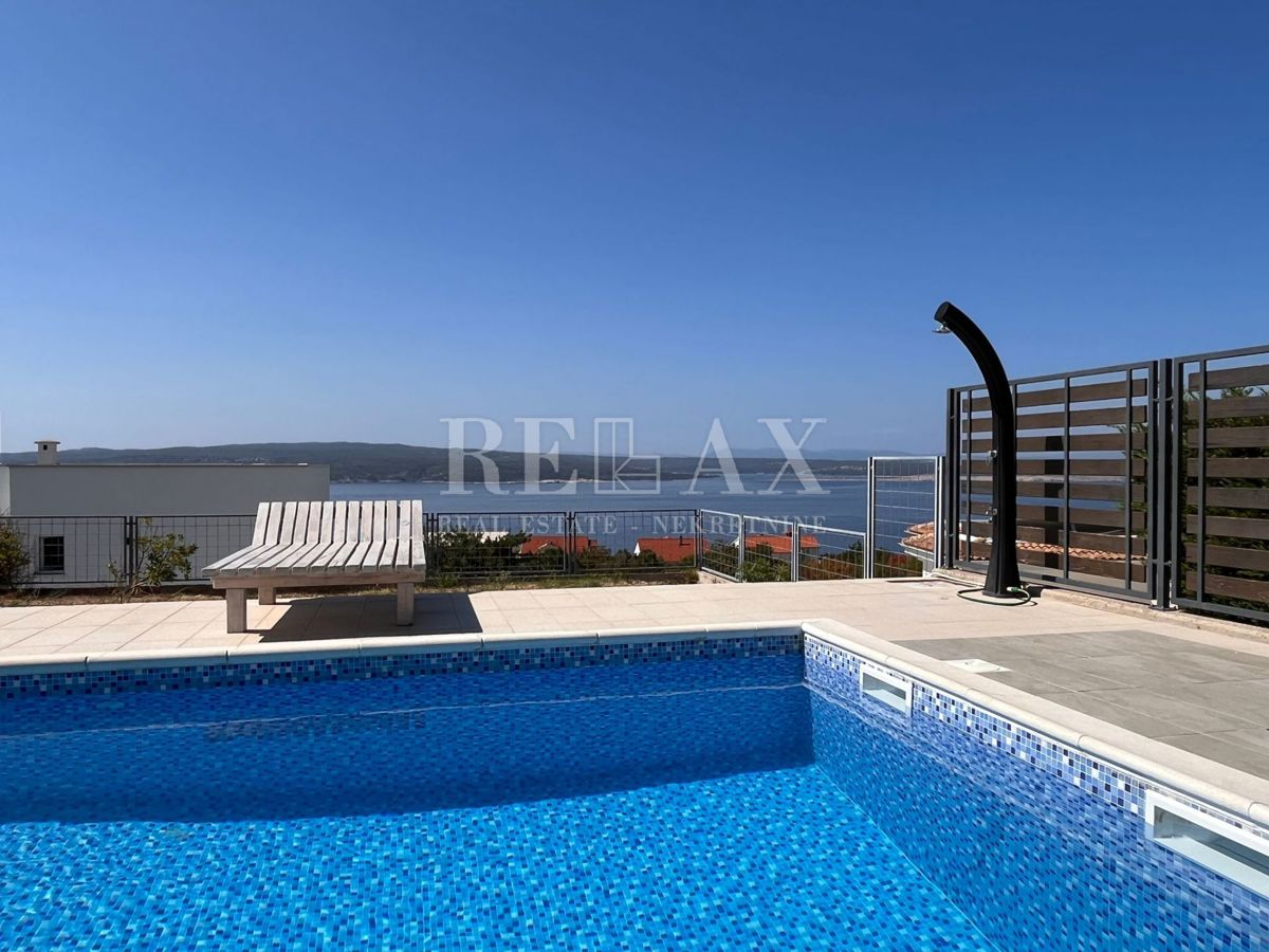 Crikvenica - vila z bazenom in pogledom na morje