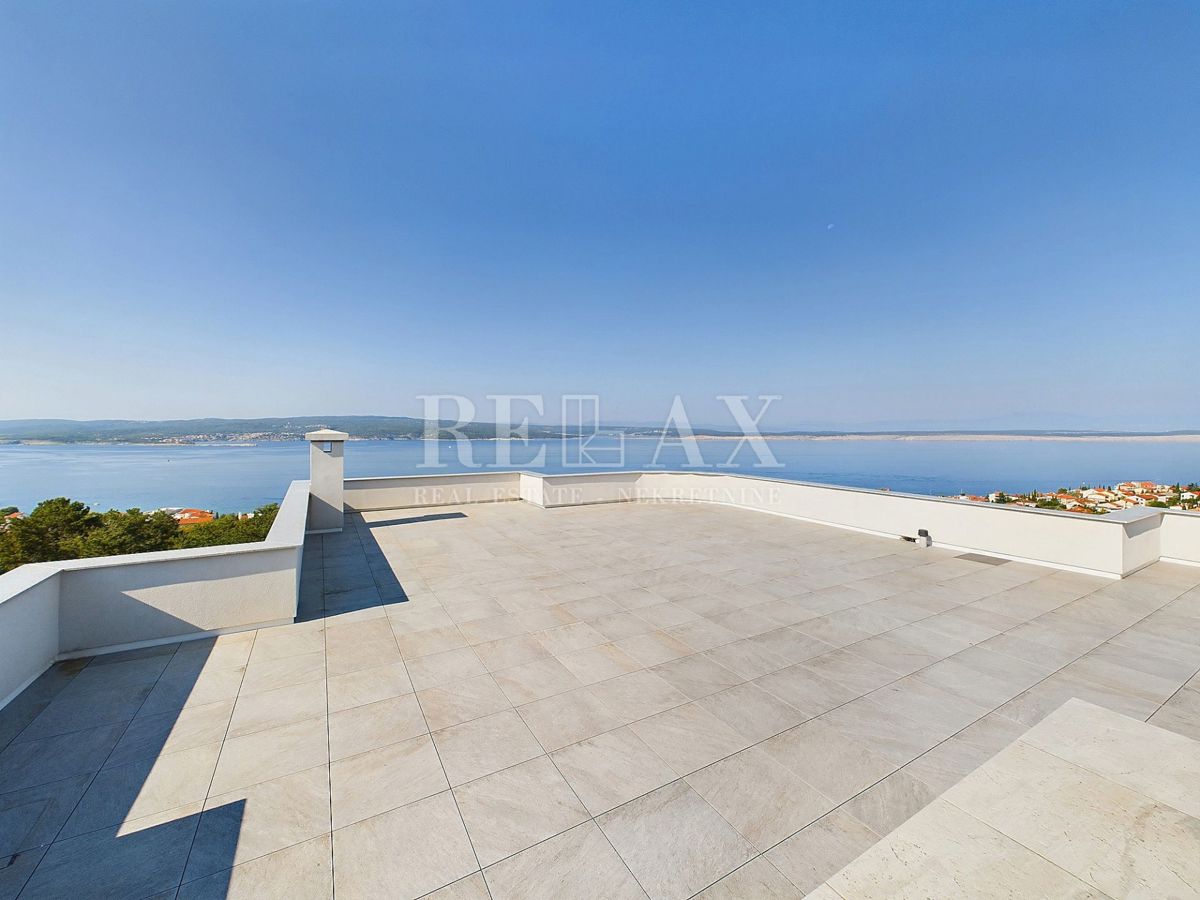 Crikvenica - vila z bazenom in pogledom na morje