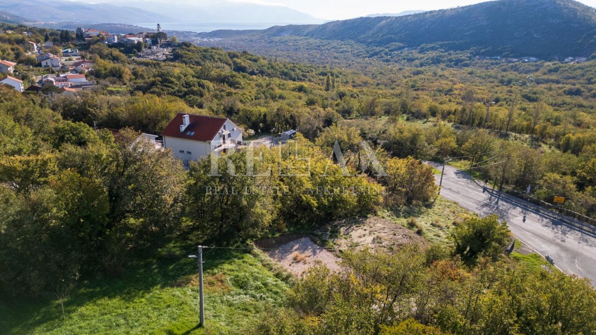 Bribir - zazidljivo zemljišče v bližini centra