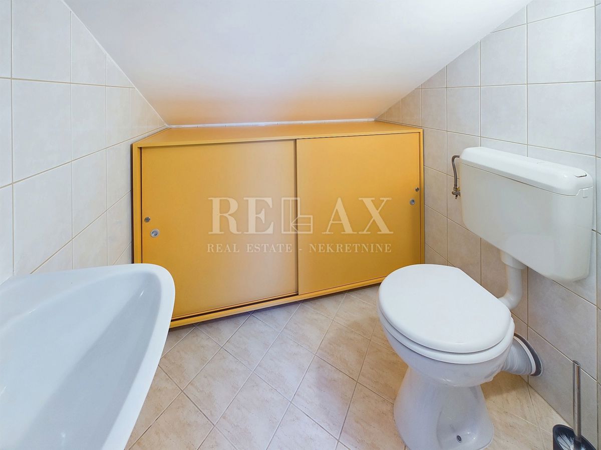 Dramalj - dvoetažni apartma s panoramskim pogledom na morje