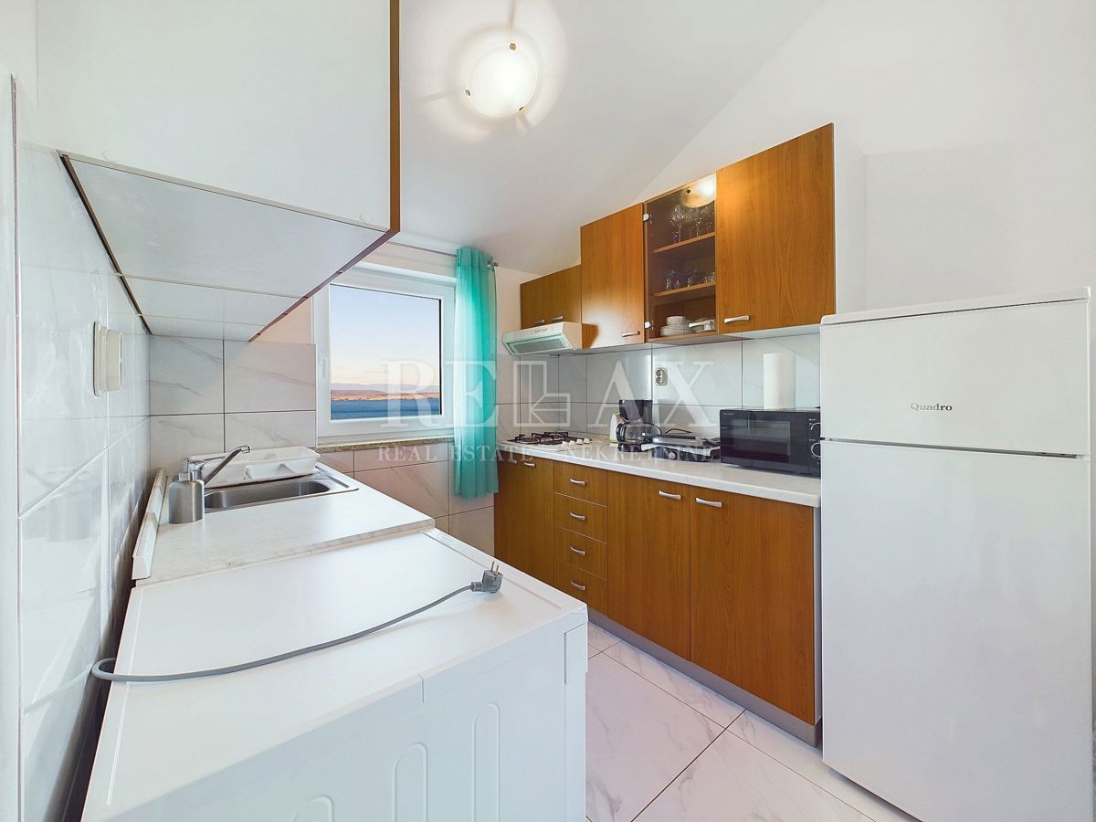 Dramalj - dvoetažni apartma s panoramskim pogledom na morje