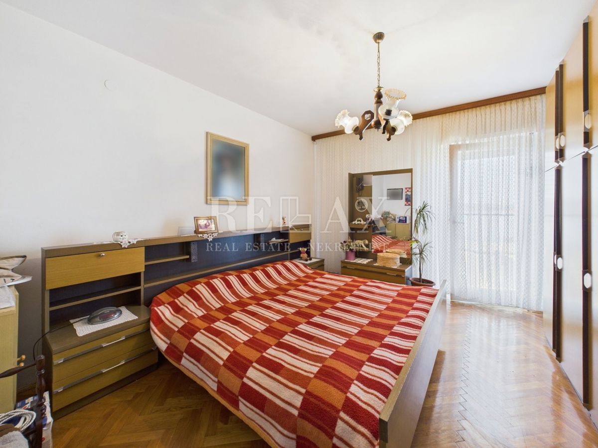 Crikvenica – Dvosobno stanovanje 350 m od morja