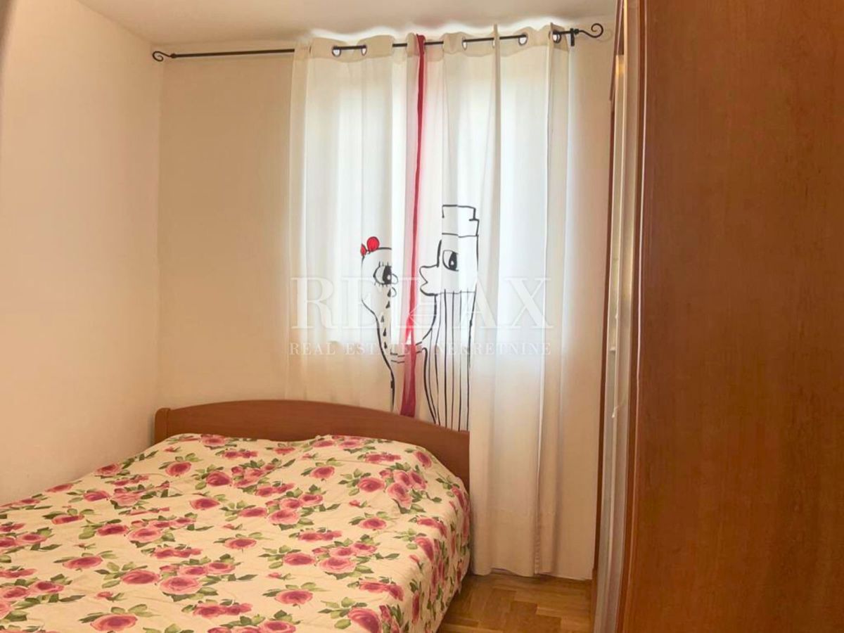 Otok Krk, Malinska - trosobno stanovanje s teraso