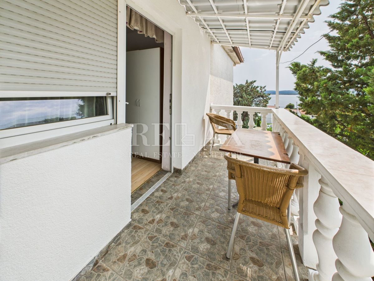 Crikvenica - apartma v bližini morja z razgledom