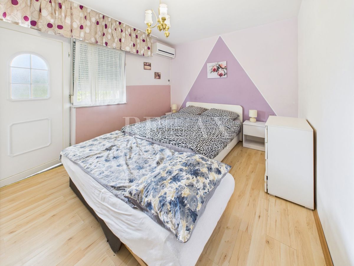 Crikvenica - apartma v bližini morja z razgledom