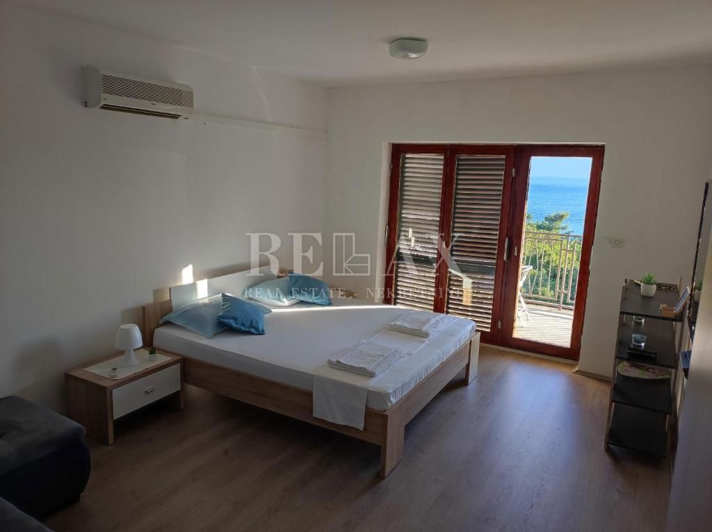 Hiša Smokvica Krmpotska, Novi Vinodolski, 230m2
