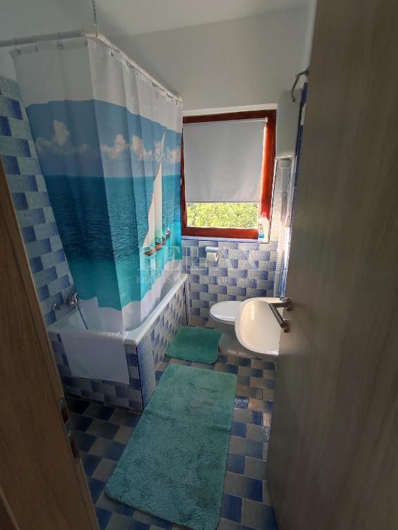 Hiša Smokvica Krmpotska, Novi Vinodolski, 230m2