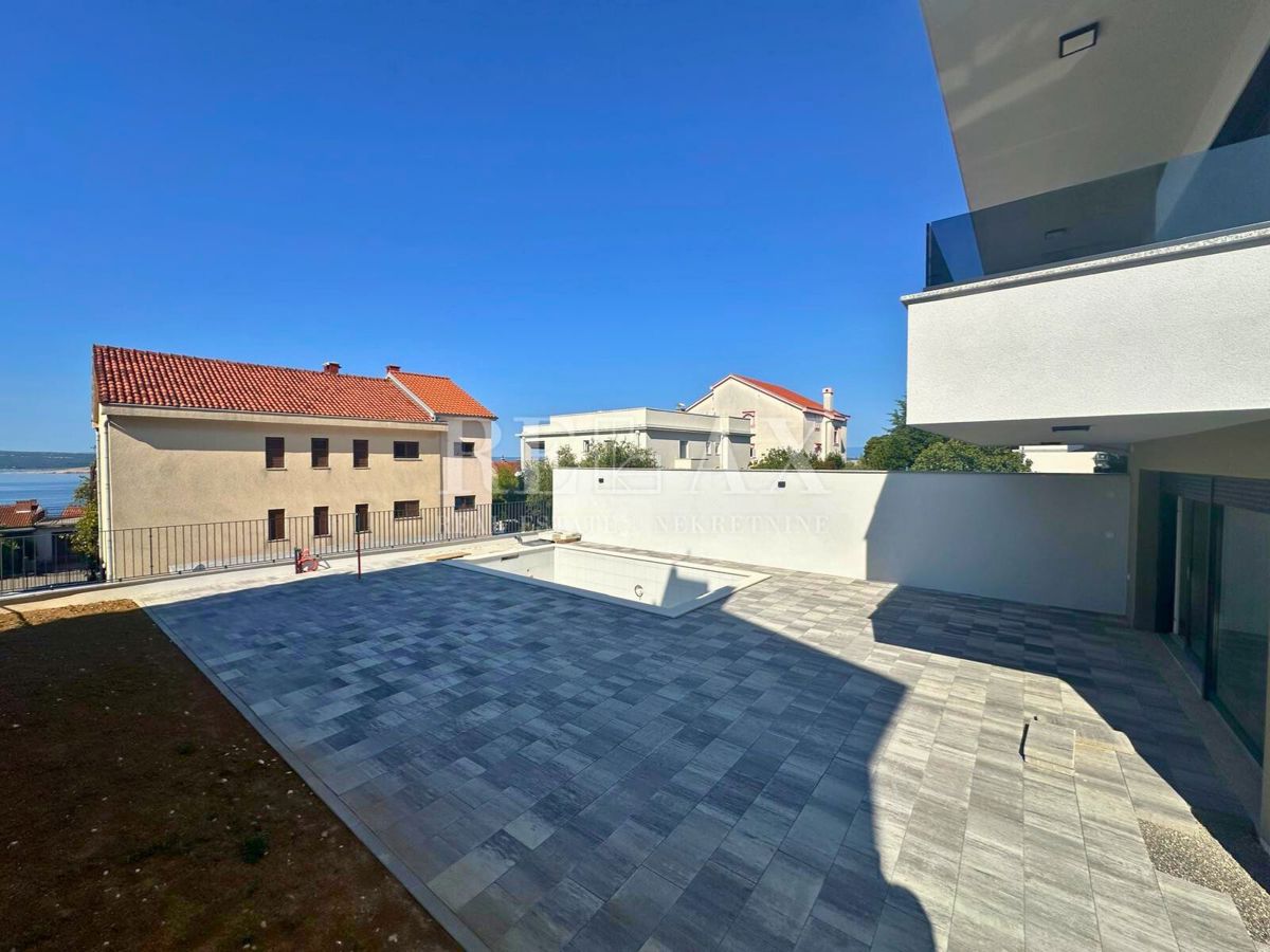 Dramalj - novogradnja, dupleks stanovanje z bazenom