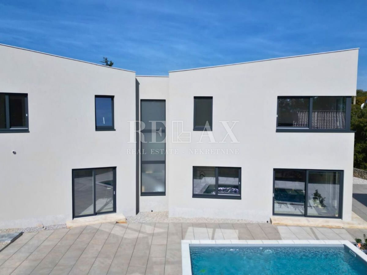 Otok Krk, Muraj - luksuzno opremljena vila z bazenom