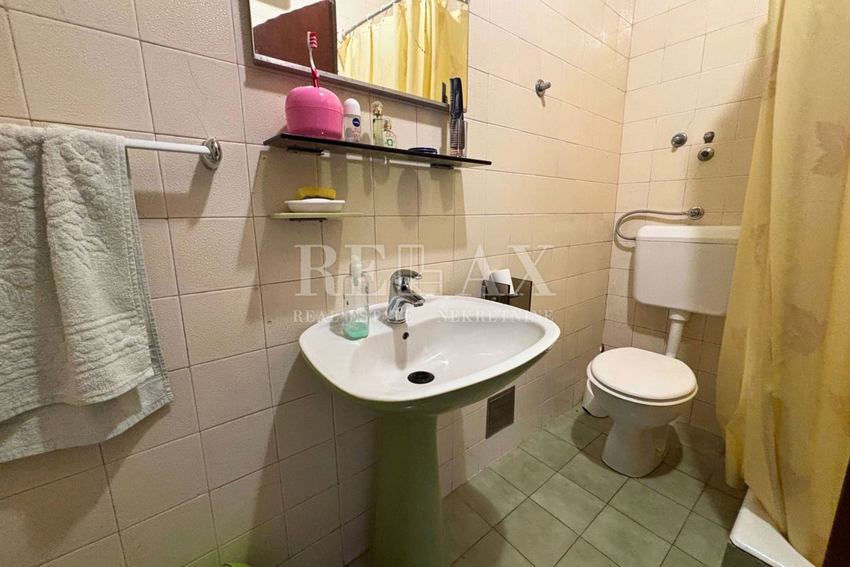 Grižane - samostojna hiša z velikim vrtom