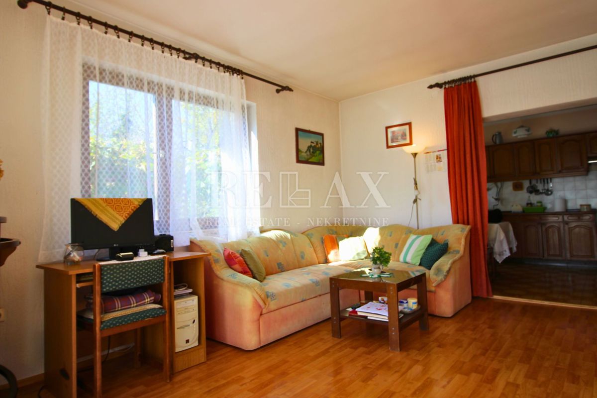 Grižane - samostojna hiša z velikim vrtom