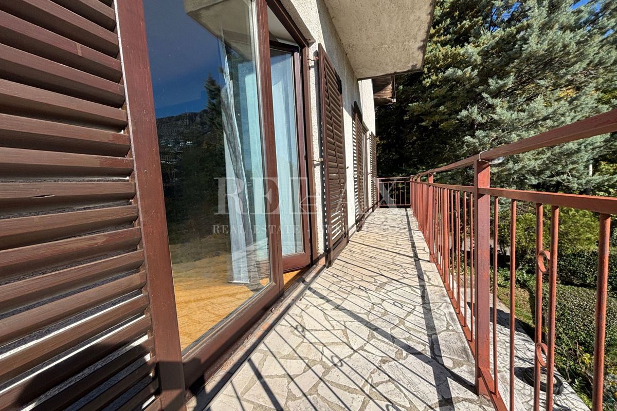 Grižane - samostojna hiša z velikim vrtom