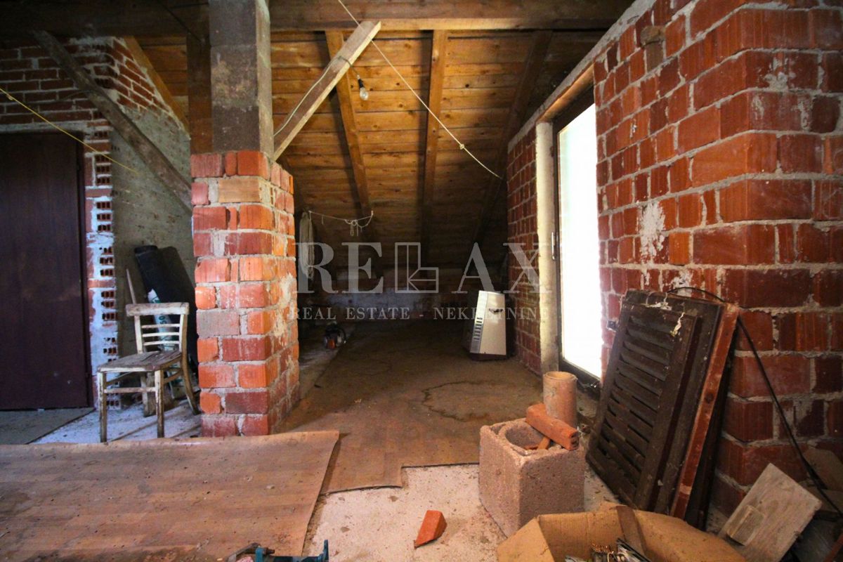 Grižane - samostojna hiša z velikim vrtom