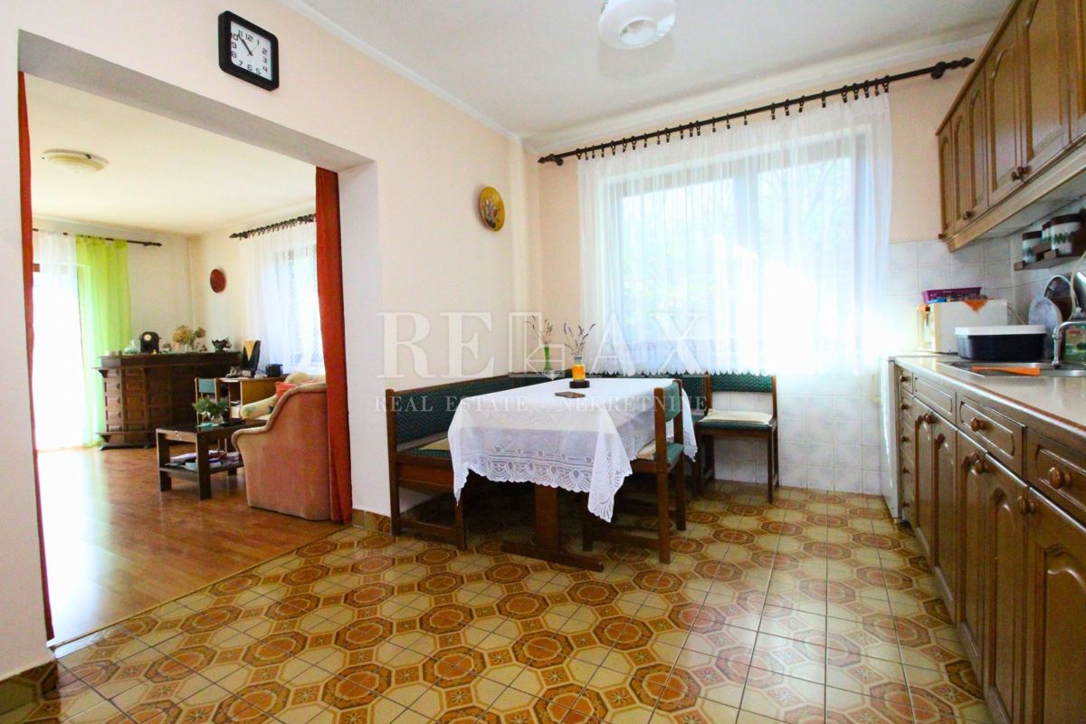 Grižane - samostojna hiša z velikim vrtom