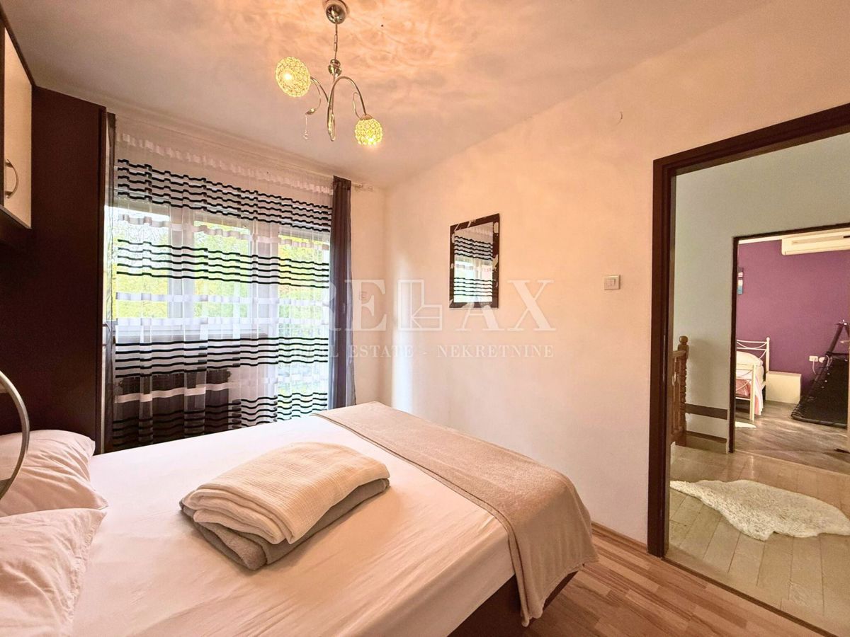 Grižane - hiša z ogrevanim bazenom