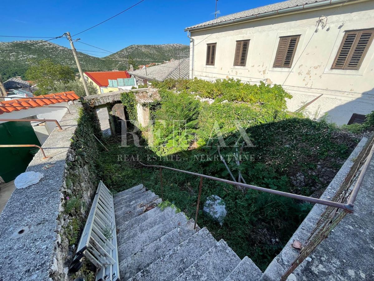 Bribir - starine v središču mesta