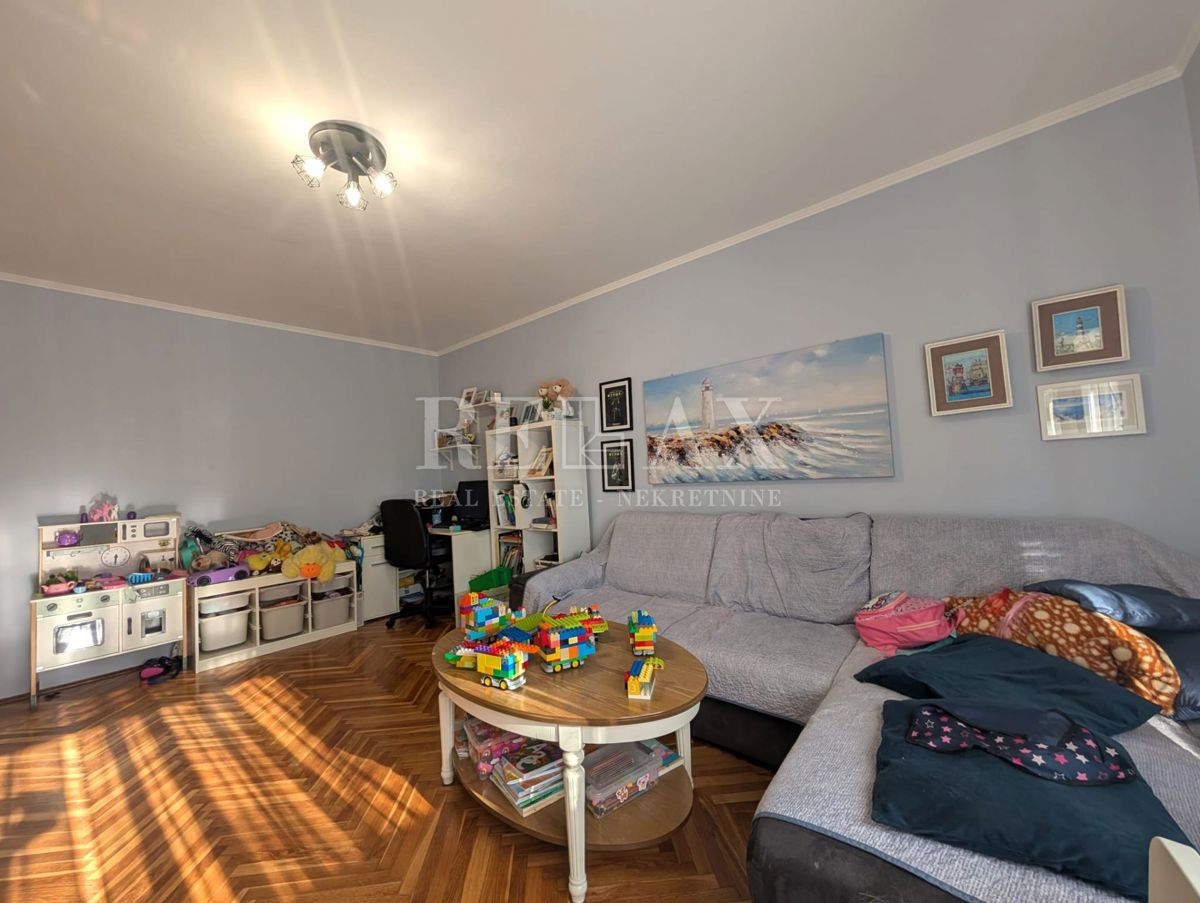 Reka, Podmurvice - stanovanje na mirni lokaciji