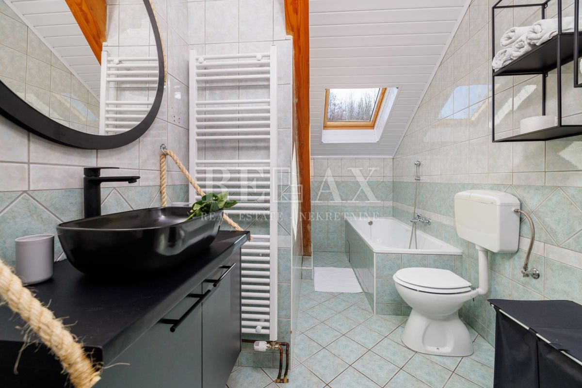 Fužine - hiša s 4 apartmaji v bližini jezera