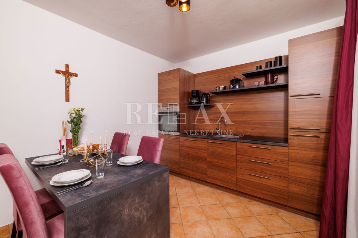 Fužine - hiša s 4 apartmaji v bližini jezera