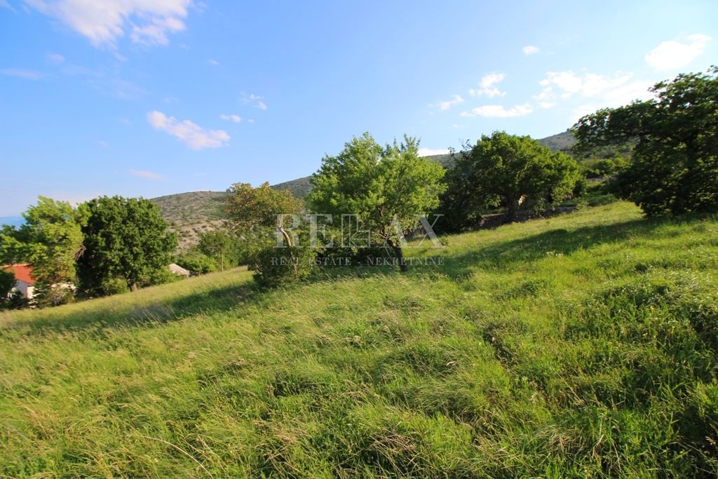 SENJ - Gradbeno zemljišče z lepim pogledom na morje