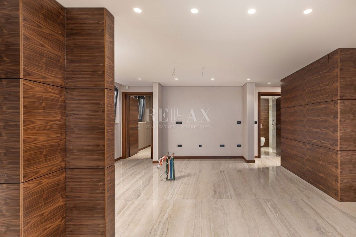 OTOK KRK, MALINSKA - Apartma z bazenom v novogradnji