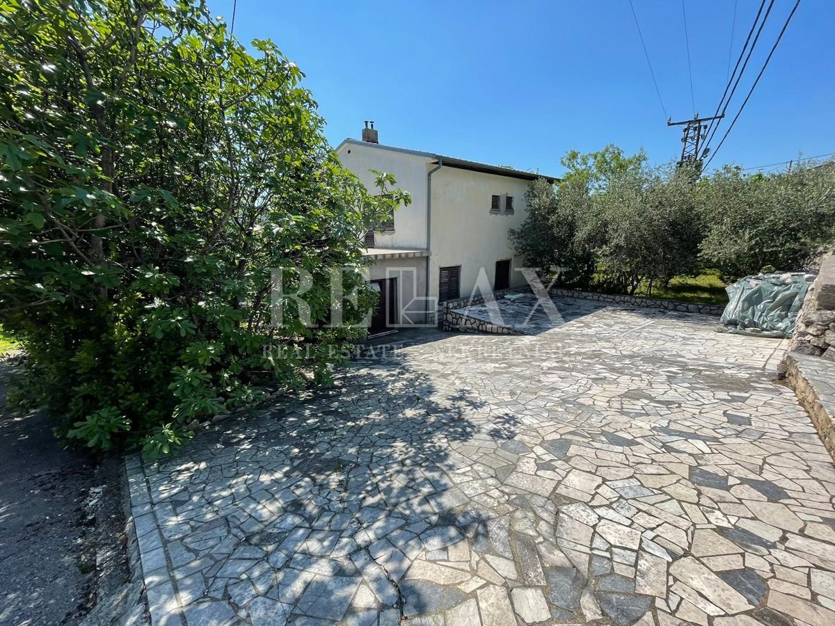 BRIBIR - Samostojna hiša z vrtom