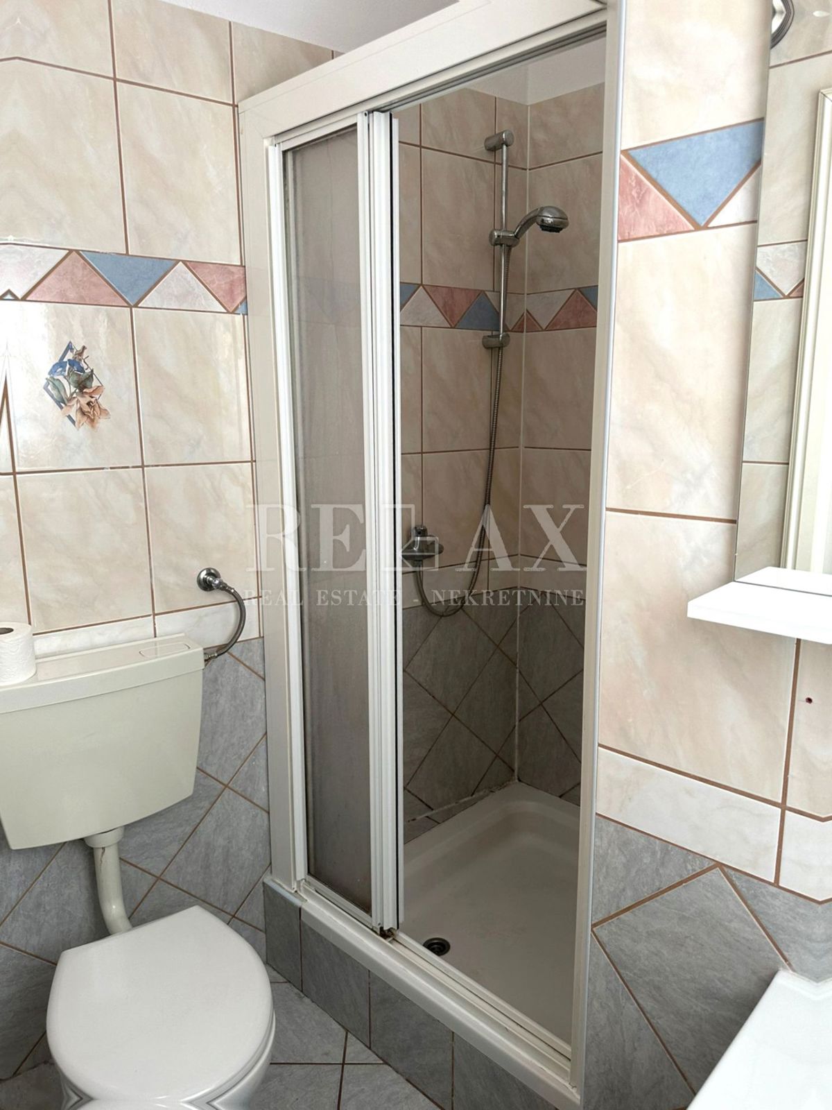 Crikvenica - Hiša v širšem centru s 7 apartmaji