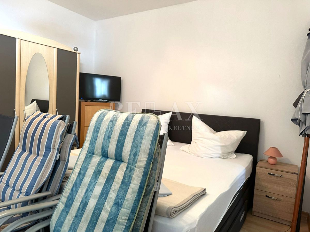 Crikvenica - Hiša v širšem centru s 7 apartmaji