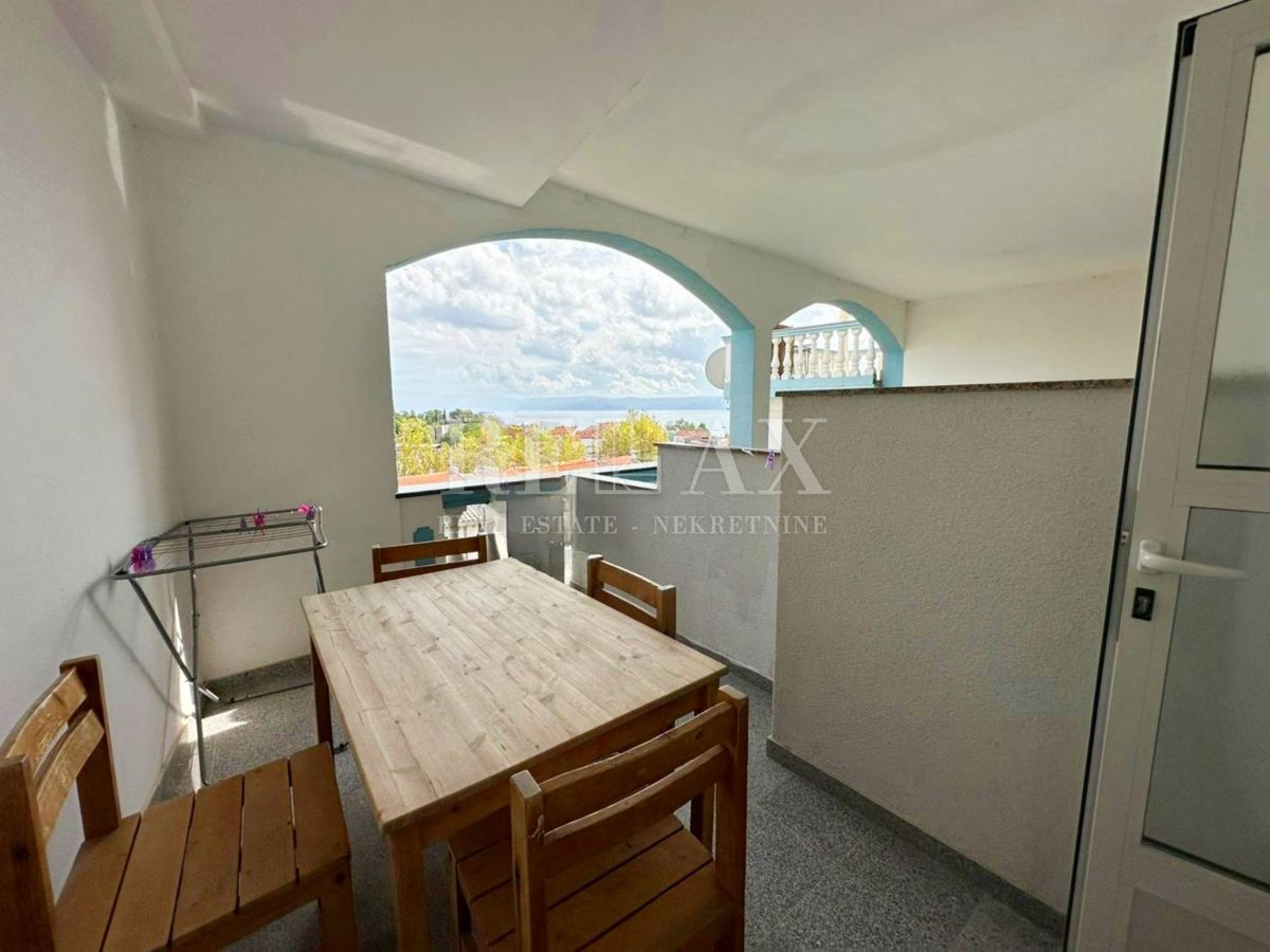 Crikvenica - Hiša v širšem centru s 7 apartmaji