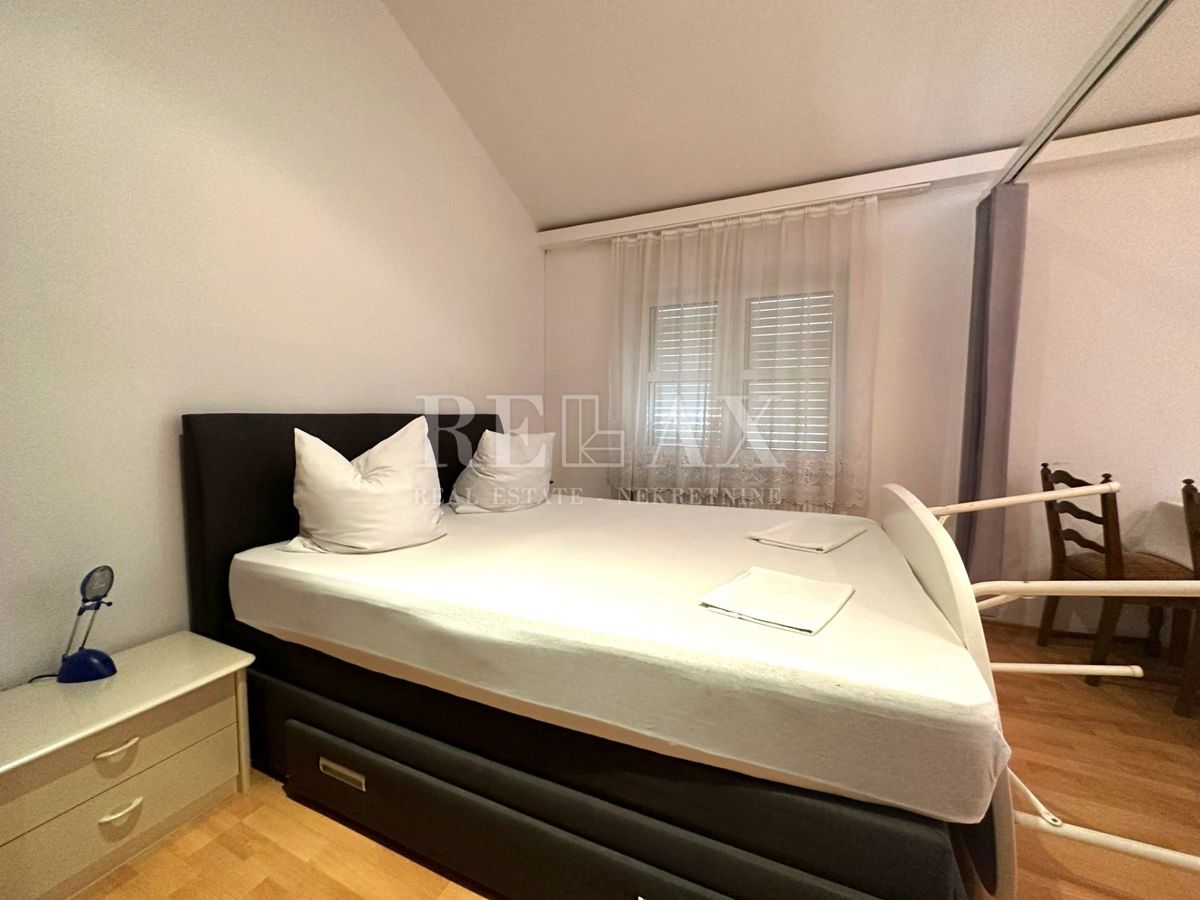 Crikvenica - Hiša v širšem centru s 7 apartmaji