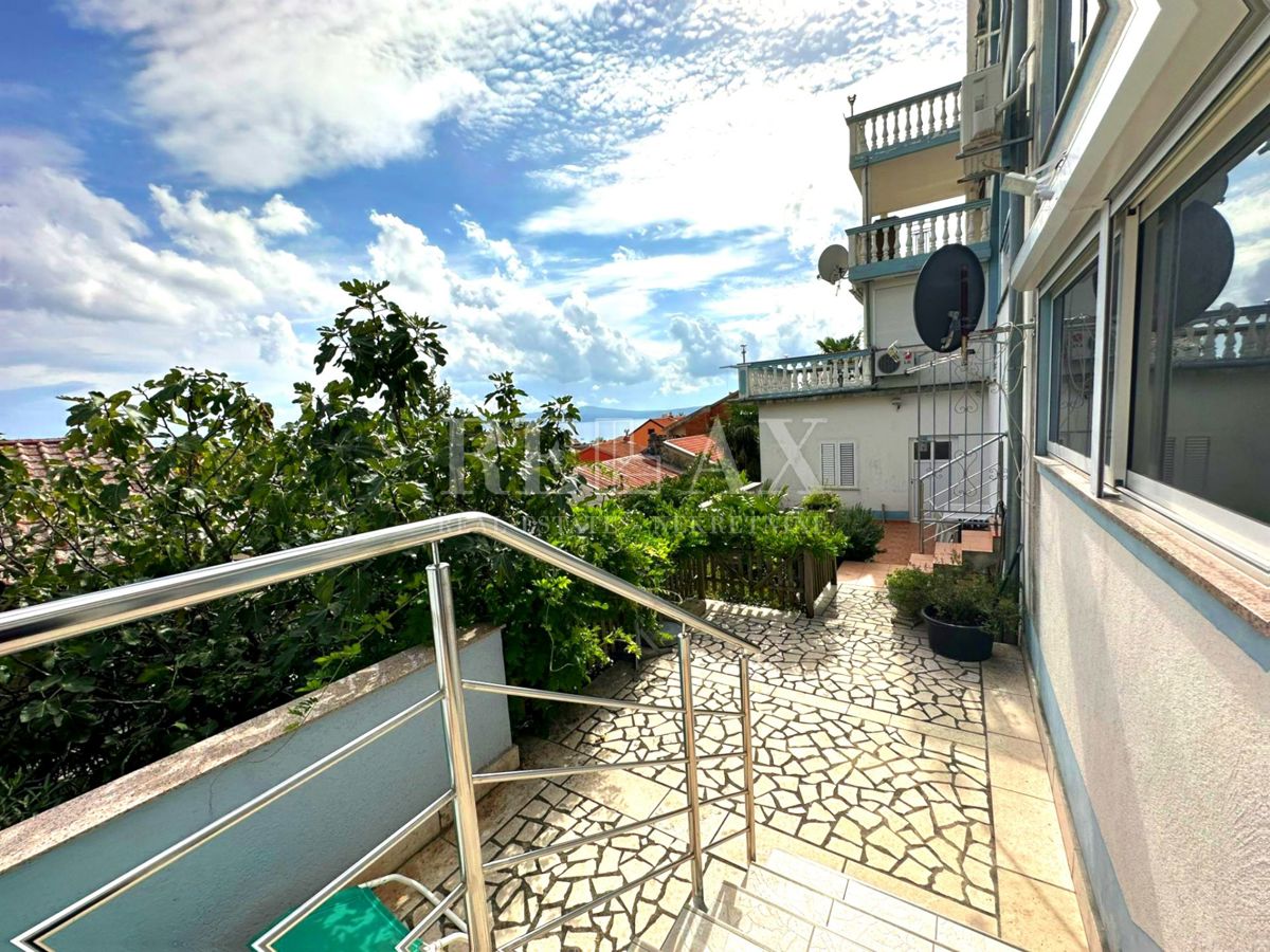 Crikvenica - Hiša v širšem centru s 7 apartmaji