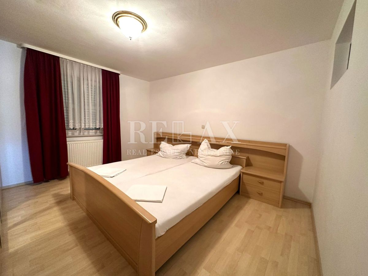 Crikvenica - Hiša v širšem centru s 7 apartmaji
