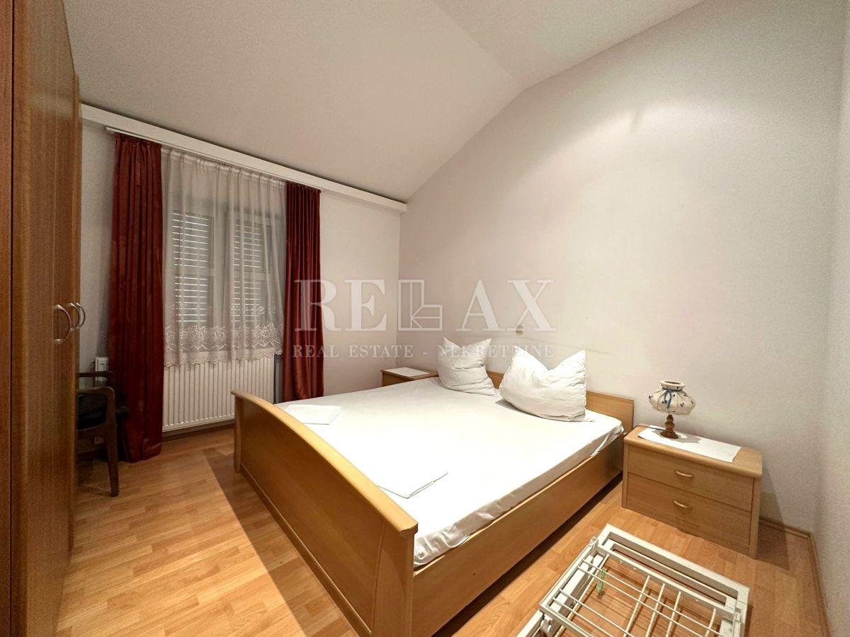 Crikvenica - Hiša v širšem centru s 7 apartmaji