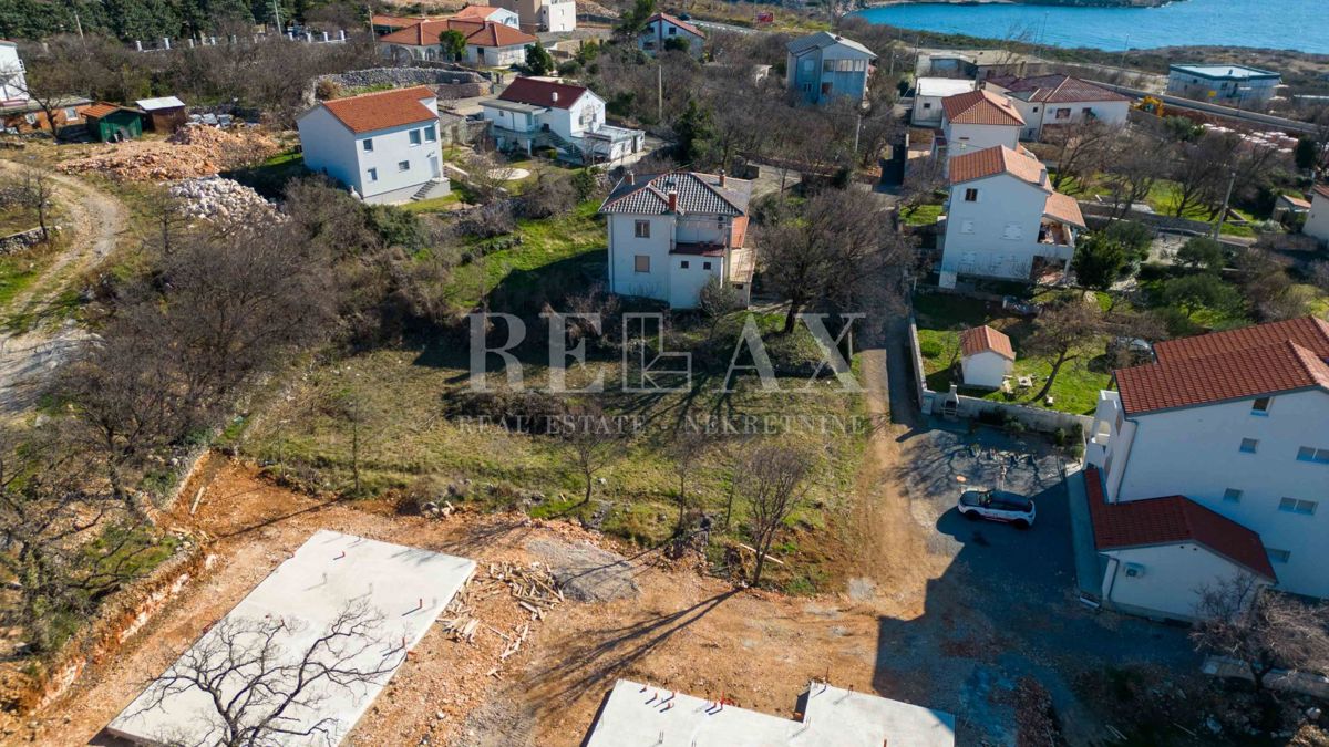 Novi Vinodolski, Povile - zazidljivo zemljišče, 750 m2