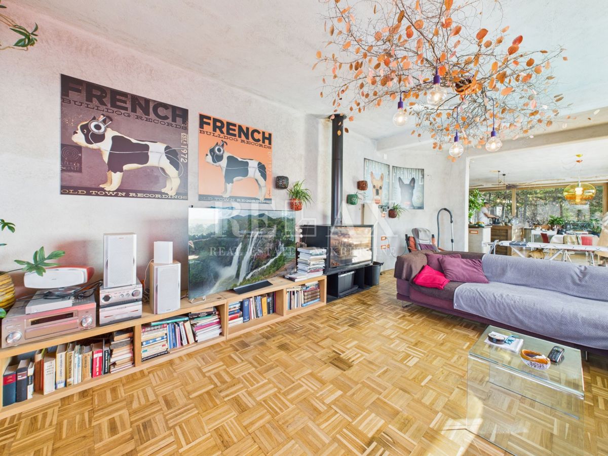 Kostrena - vila z bazenom in pogledom na morje