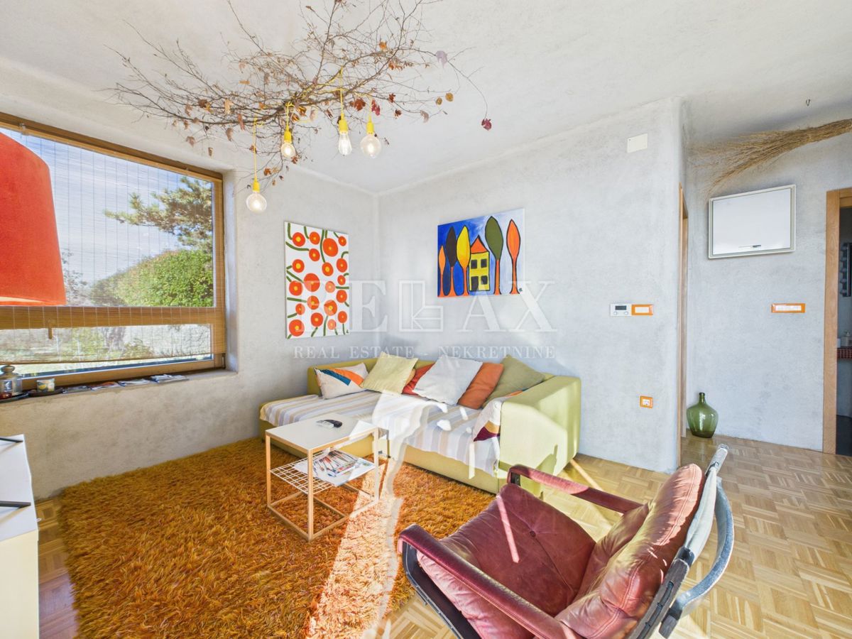 Kostrena - vila z bazenom in pogledom na morje