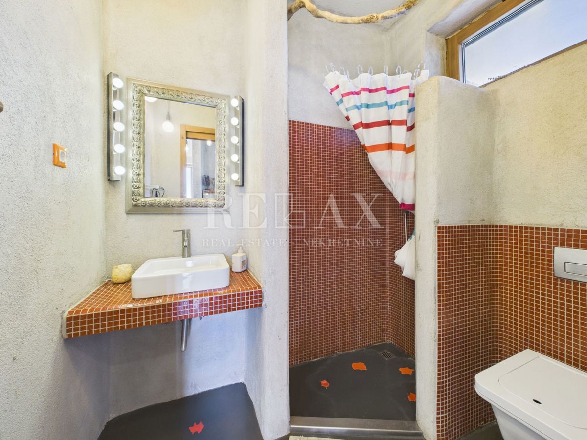 Kostrena - vila z bazenom in pogledom na morje