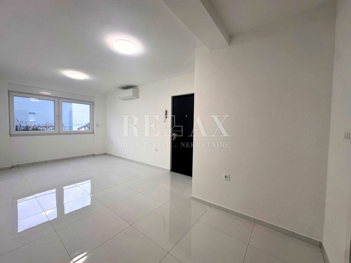 Crikvenica - enosobno stanovanje, novogradnja