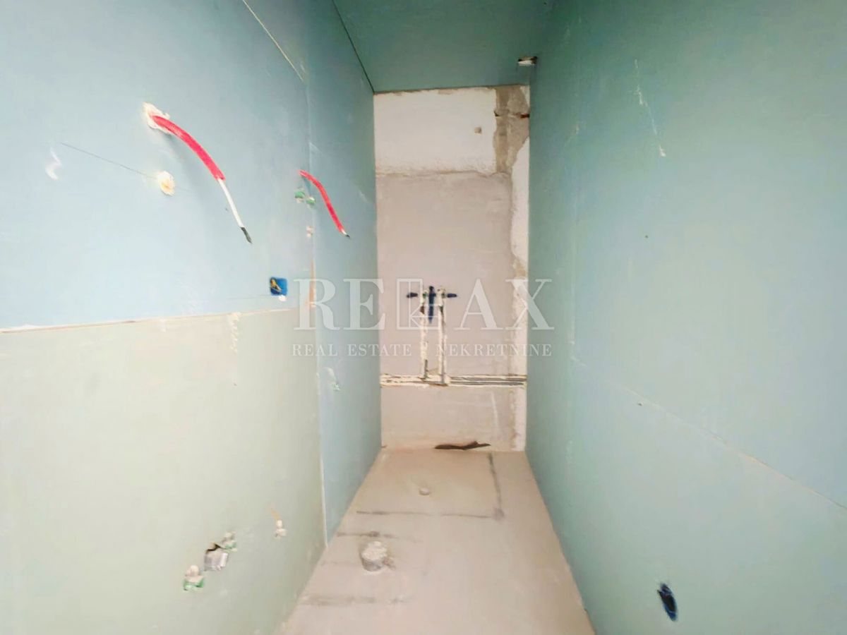 Crikvenica - enosobno stanovanje, 37,50 m2, parkirno mesto